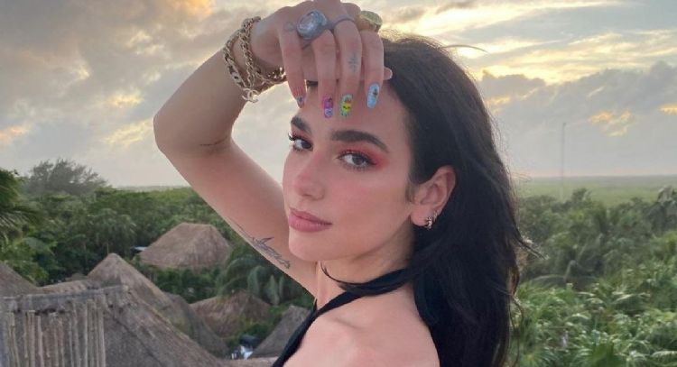 FOTO: Dua Lipa deslumbra a todos sus fans de Instagram con este 'look' claro y le llueven halagos