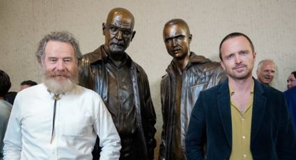 'Breaking Bad': Mira a Bryan Cranston y Aaron Paul asistir a la inauguración de sus estatuas