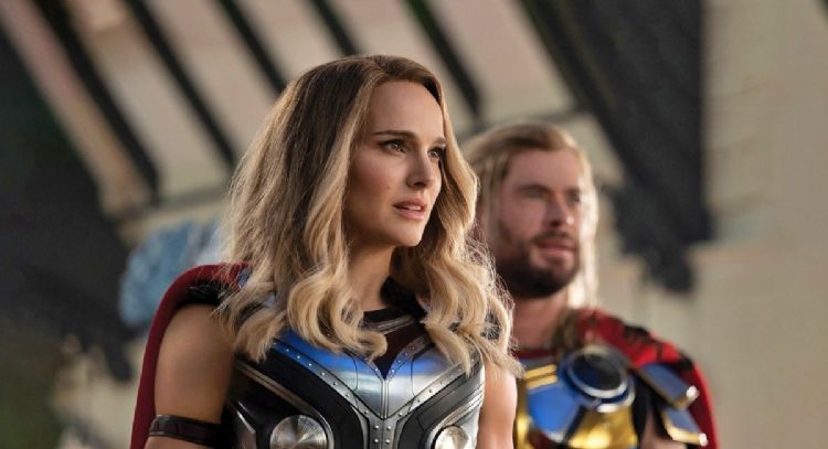 Natalie Portman revela que se sintió como “novata” mientras rodaba 'Thor: Love and Thunder'