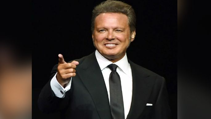 'Cuando Calienta el Sol': Luis Miguel reaparece más juvenil que nunca en la playa con guapa rubia