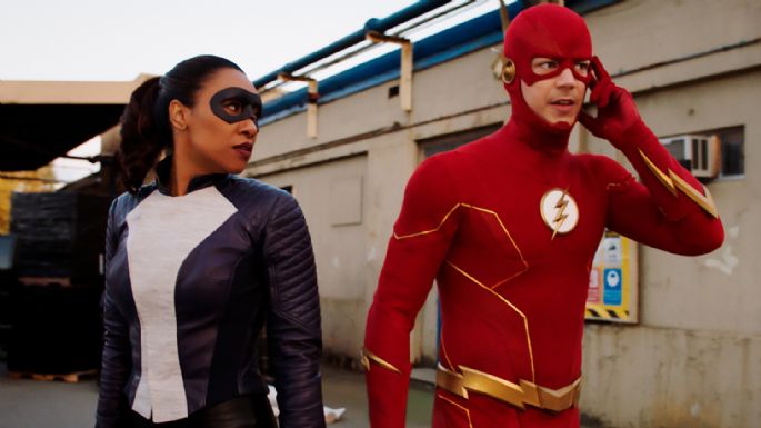 Actriz de la serie 'The Flash' revela que estuvo a punto de salir del show debido al racismo