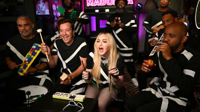 VIDEO: Madonna se une a Jimmy Fallon, para interpretar esta canción con instrumentos de juguete