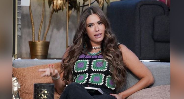 Galilea Montijo se enfunda en elegante vestido negro y sorprende a toda Televisa