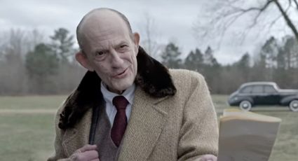 Christopher Lloyd regresa al cine en el trailer de la película de terror 'Spirit Halloween'