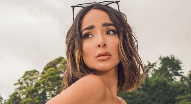 (Fotos) Manelyk González presume su belleza con despampanante look 'street style'