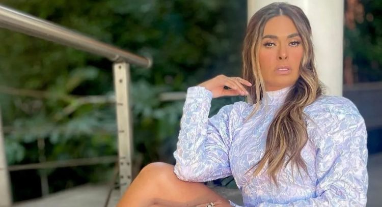 Galilea Montijo regresa a Instagram y posa con elegante vestido negro