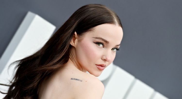 Dove Cameron enamora de gótica durante los premios MTV VMA 2022 y habla sobre su música queer