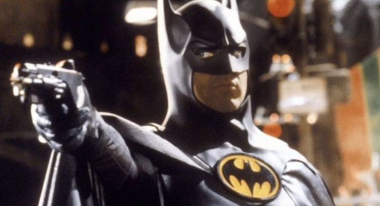 Director de 'Batgirl' comparte imagen de Michael Keaton y Leslie Grace caracterizados para la cinta