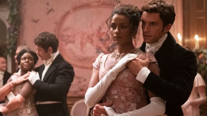 'Bridgerton': Shonda Rhimes revela un increíble detrás de cámaras de la famosa serie de Netflix