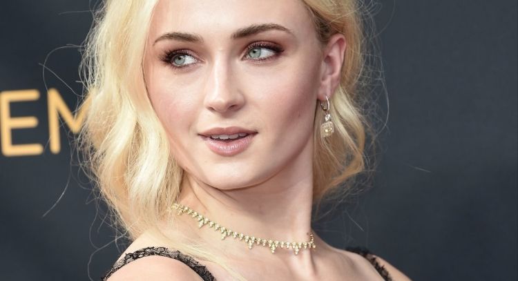 Tras tener a su segunda bebé, Sophie Turner regresa a la actuación con 'Come As You Are'