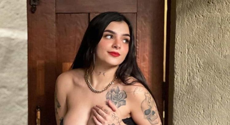 Karely Ruiz seduce a sus seguidores con coqueto outfit y se consagra como la cumpleañera más hermosa