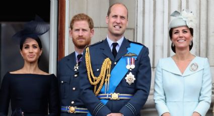 Reina Isabel II los une: Príncipe William y Harry llegan juntos a Buckingham con Kate y Meghan