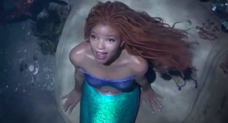 Halle Bailey se sincera sobre las fuertes críticas por su papel en 'La Sirenita'