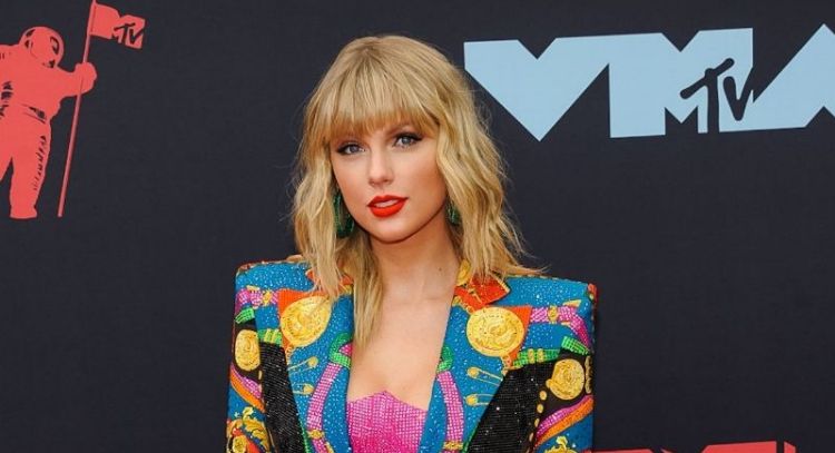 Taylor Swift muestra el trabajo detrás de 'Midnights' y confirma que Jack Antonoff colaboró con ella