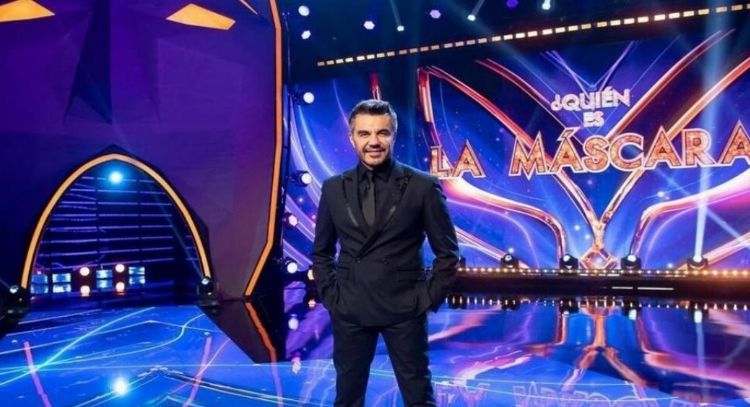 Adrián Uribe habla de su nuevo show 'De noche, pero sin sueño'; estos son los detalles