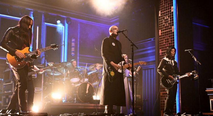 Smashing Pumpkins sorprende al estrenar su nuevo sencillo titulado 'Beguiled' en vivo en la TV