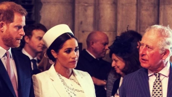 Bomba en la Realeza: Rey Carlos III expondría nuevo desprecio a Harry y Meghan con esto