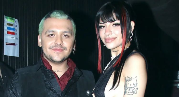 A días de dar a luz, Cazzu presume su embarazo con esta impactante fotografía desde Instagram