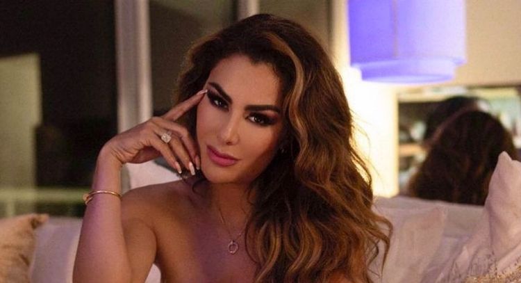 Ninel Conde presume figura en entallado vestido plateado y enamora a todos sus fans de Televisa