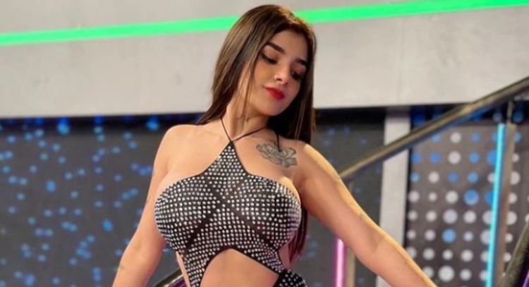 (Fotos) Karely Ruiz derrite las redes sociales al posar con este revelador conjunto