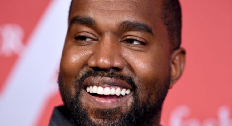 Kanye West reaparece y es visto en una cita con una chica rubia