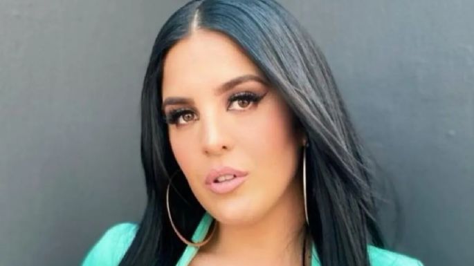 (Fotos) Curvy Zelma da cátedra de moda al posar con un outfit color blok