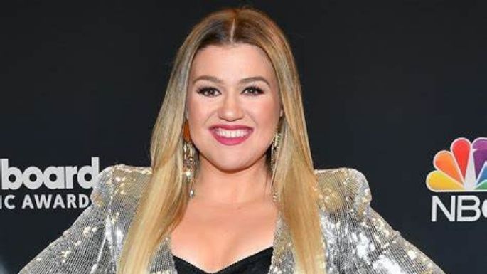 Kelly Clarkson obtiene órdenes de restricción contra unos acosadores