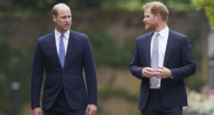 Príncipe William mandaría contundente mensaje a Príncipe Harry tras ataques a la Realeza