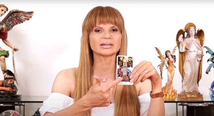 Horóscopo martes 24 enero del 2023: Mhoni Vidente revela que te deparan los astros