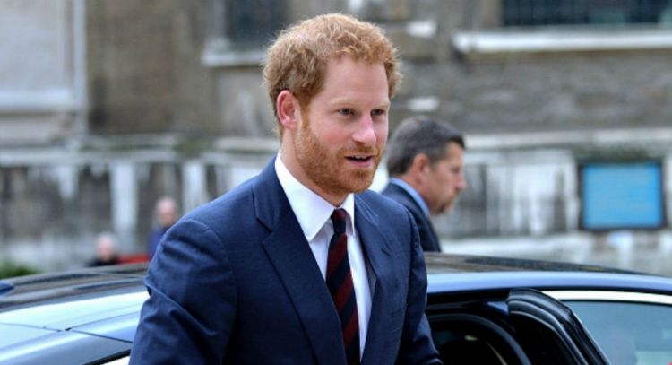 Esta modelo sería la mujer con la que el príncipe Harry tendría su primera relación íntima