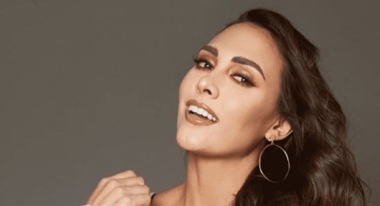 (Fotos) Macky González presume su belleza enfundada en coqueto conjunto verde