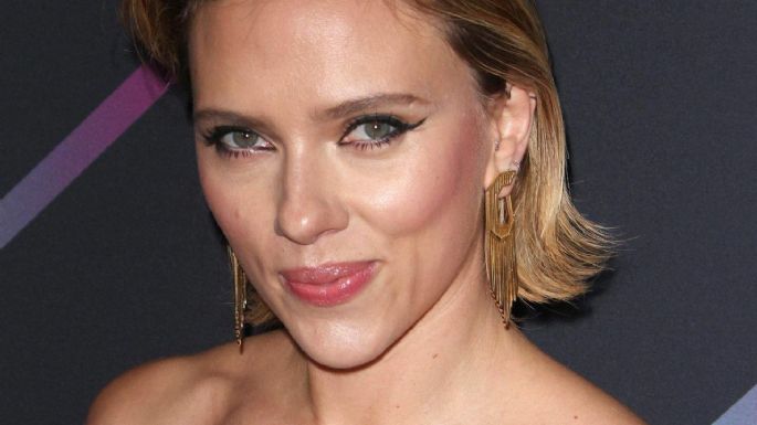 Scarlett Johansson mantiene su figura y bienestar a través del ejercicio y el cuidado de la piel