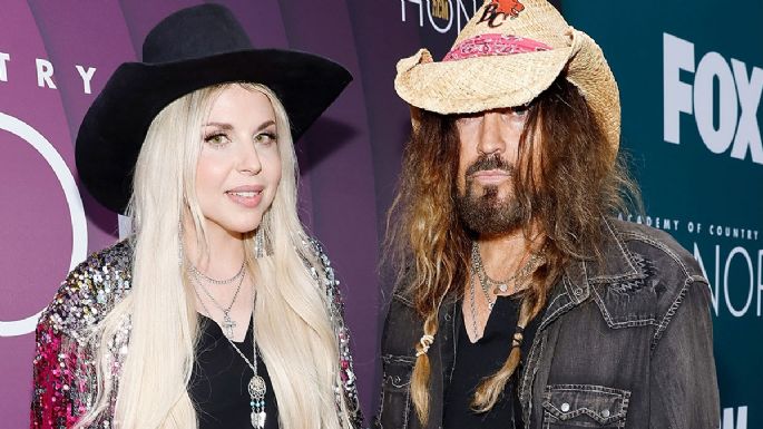 Billy Ray Cyrus, padre de Miley Cyrus, se casa con su novia Firerose en una celebración de amor