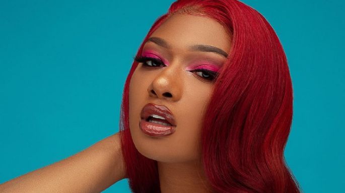 Megan Thee Stallion inicia la temporada de Halloween con su tradicional look de calabaza