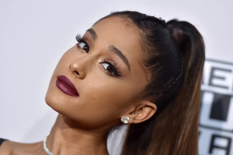 Ariana Grande y Dalton Gomez llegan a un acuerdo de divorcio semanas después de presentar su solicitud