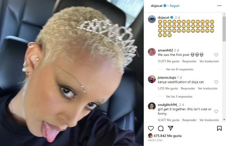 Doja Cat es criticada por sus fans después de usar una camiseta con la imagen de un cómic de extrema derecha