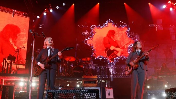 Dave Grohl de Foo Fighters se une a Boygenius en el Hollywood Bowl durante su show de Halloween