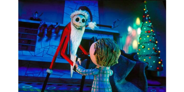 El Maratón Perfecto para Noches Navideñas: Las 10 Mejores Películas para Ver en Familia