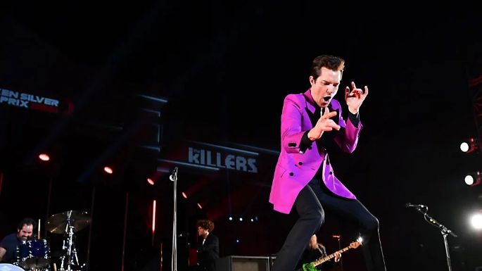 The Killers ilumina las fiestas de fin de año con su nueva canción llena de sintetizadores