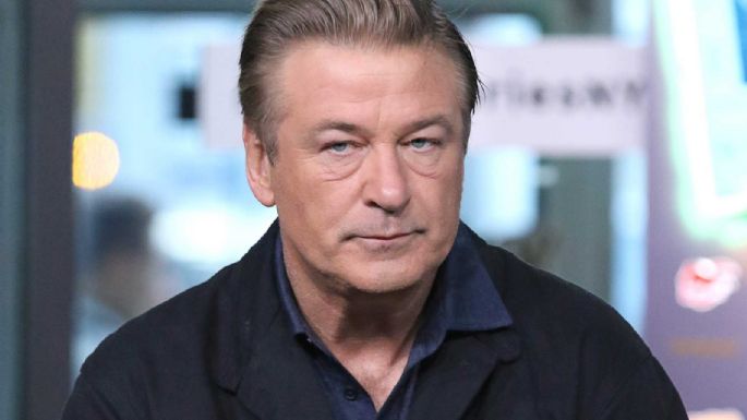 Alec Baldwin es sometido a operación de cadera muy atrasada por su situación con 'Rust'