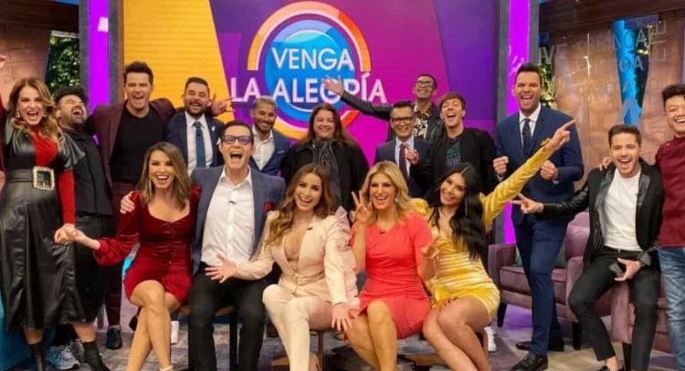 Adiós 'VLA': Afirman que Laura G y más conductores de TV Azteca serían despedidos por Maru Silva