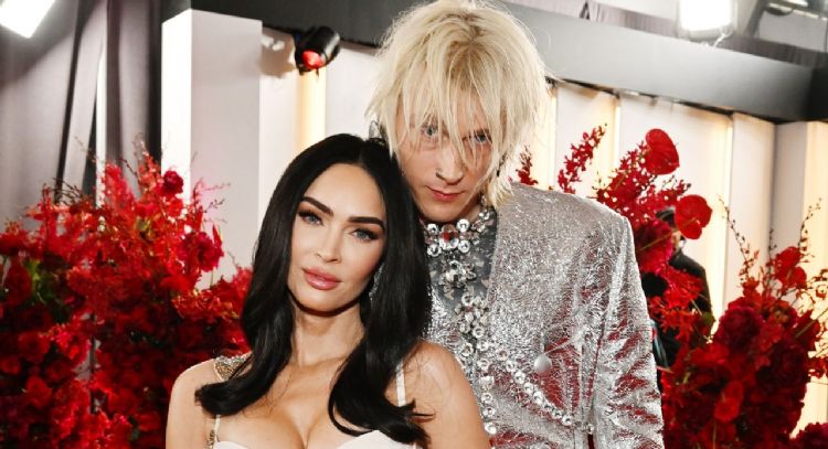 Megan Fox y Machine Gun Kelly fueron vistos de vacaciones en Hawái