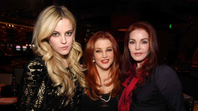 En medio del pleito con Riley Keough, , Priscilla Presley es captada saliendo a cenar