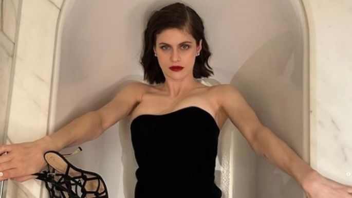 Alexandra Daddario aparece al descubierto con una serie de sensuales fotos en Instagram