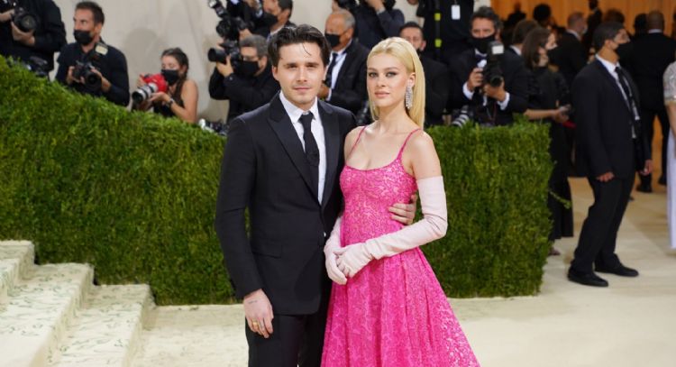 Demanda revela mentiras y desconfianza en boda de Brooklyn Beckham y Nicola Peltz