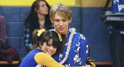 Actriz de 'Hechiceros de Waverly Place' confiesa que invitó a salir a Austin Butler y la bateó