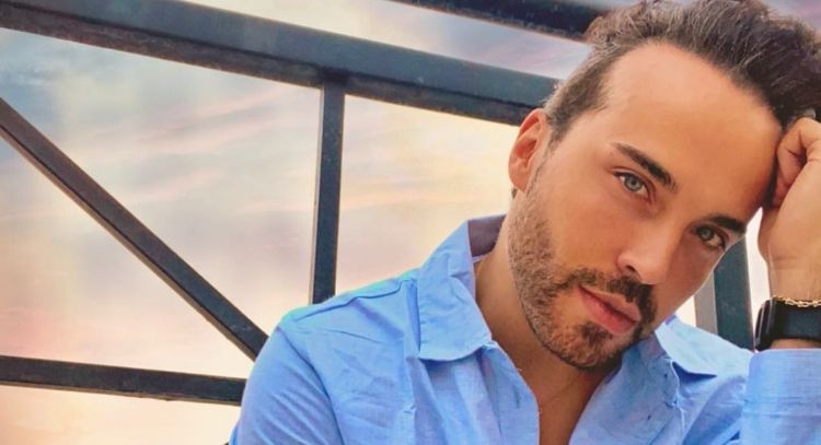 Conmovido y llorando, Apio Quijano ofrece sacrificarse por su equipo en 'La Casa de los Famosos'