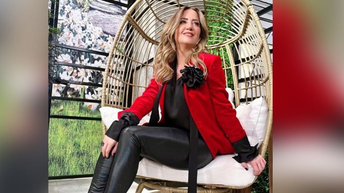 Andrea Legarreta luce encantador conjunto negro y enamora a todos sus fans de Televisa