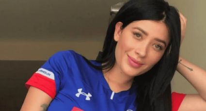 (Video) Brenda Zambrano enloquece a la fanaticada del Cruz Azul al ejecutar atrevido baile