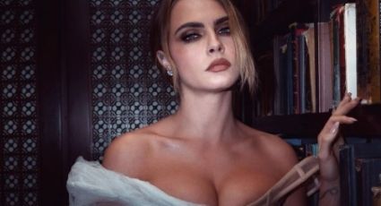 FOTO: Cara Delevingne conquista Instagram con un atrevido escote en su elegante vestido